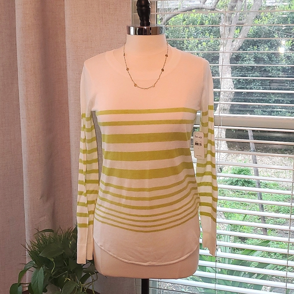 NWT Splendid LoopKnit Sweater
